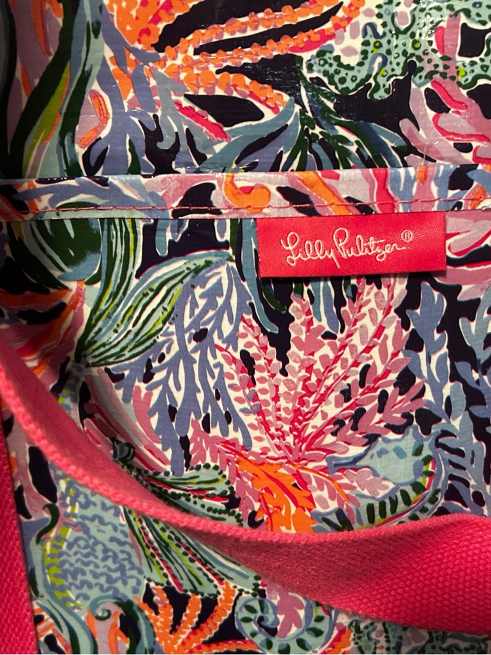 Lilly Pulitzer Multicolor Tropical Print Cooler Tote with Hot Pink Straps - Picture 3 of 4